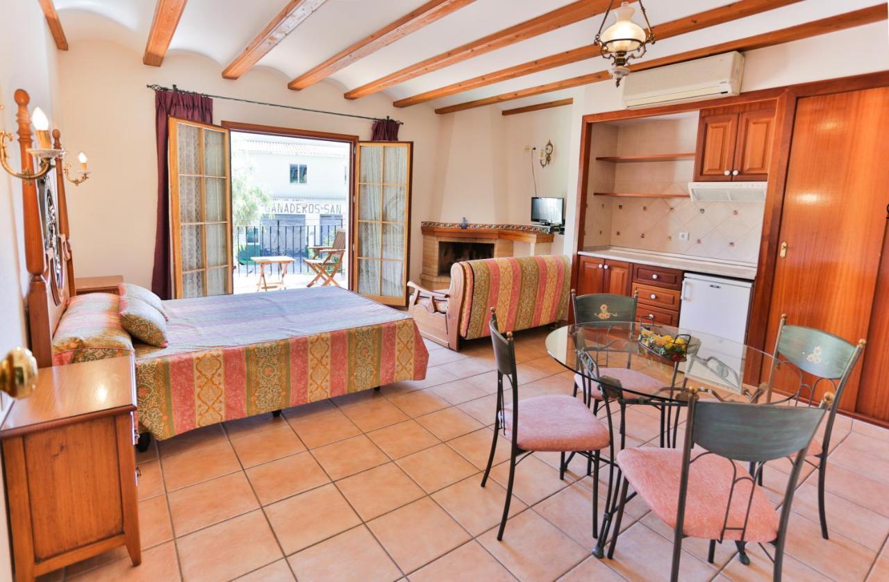 Hotel Rural Serrella Castell De Castells ภายนอก รูปภาพ